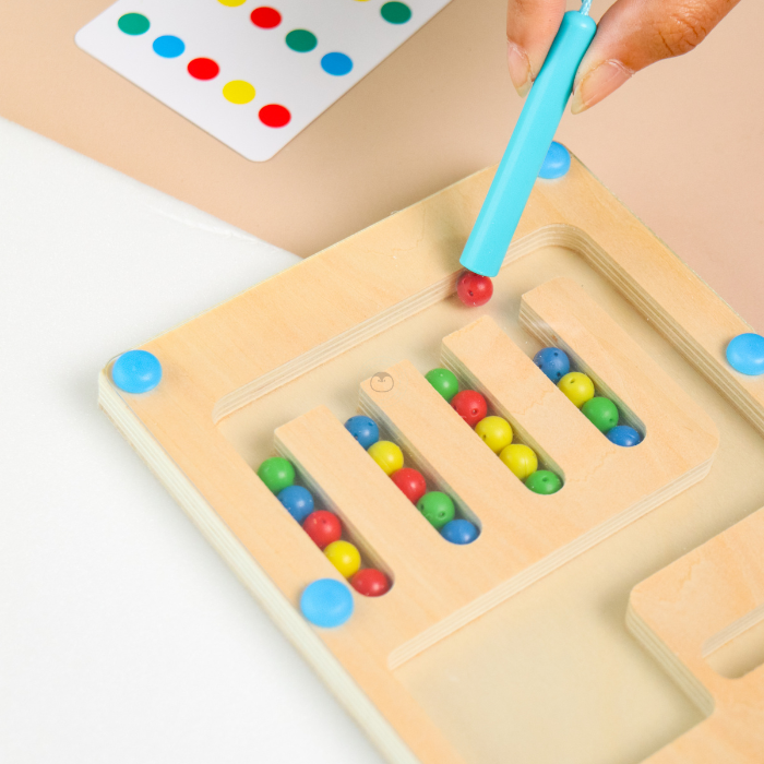 FUJI Mini Magnetic Color Matching Game Maze Board - Mainan Kenali Warna & Bentuk by Liliboo