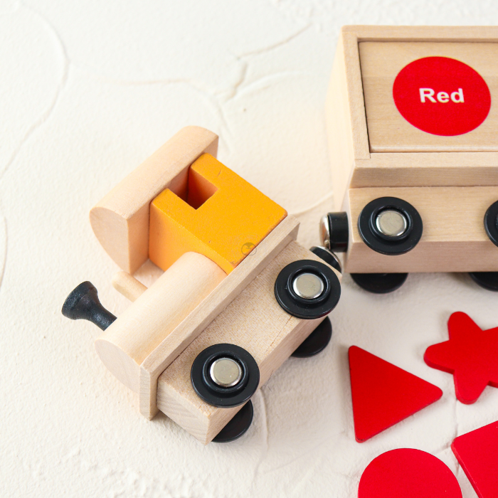 RIKU Magnetic Train 3 in 1 - Mainan Kenali Warna & Bentuk by Liliboo